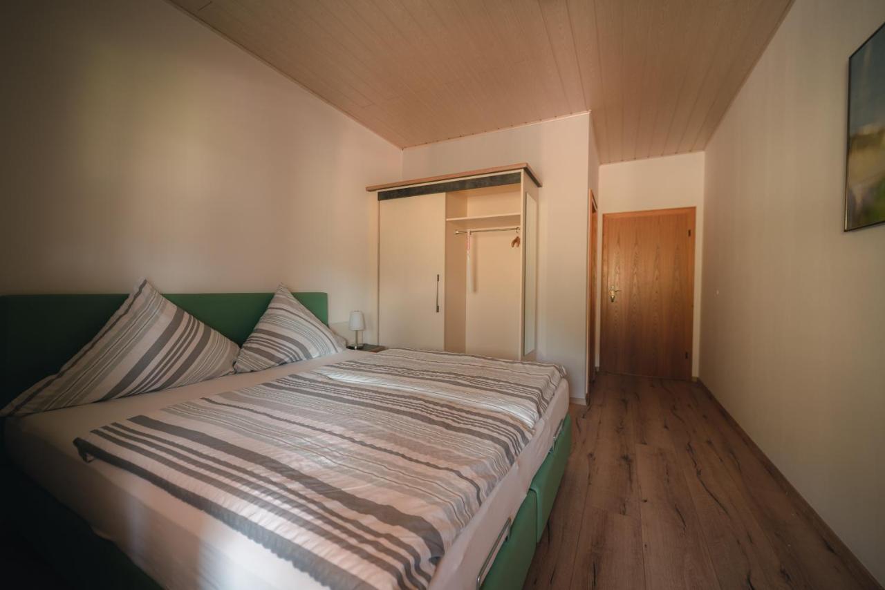 Urlaubsweingut Zecherhof Neef Exteriör bild